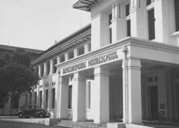 Gedung FK UI di Salemba